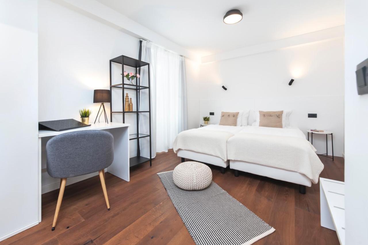Modern And Cozy Apartments Salt & Pepper In Heart Of Rovinj Bagian luar foto