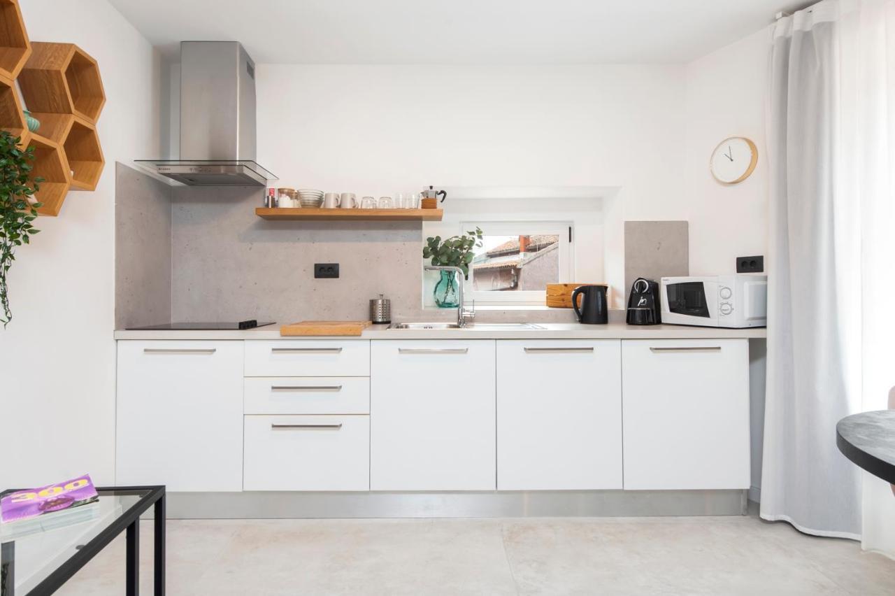 Modern And Cozy Apartments Salt & Pepper In Heart Of Rovinj Bagian luar foto