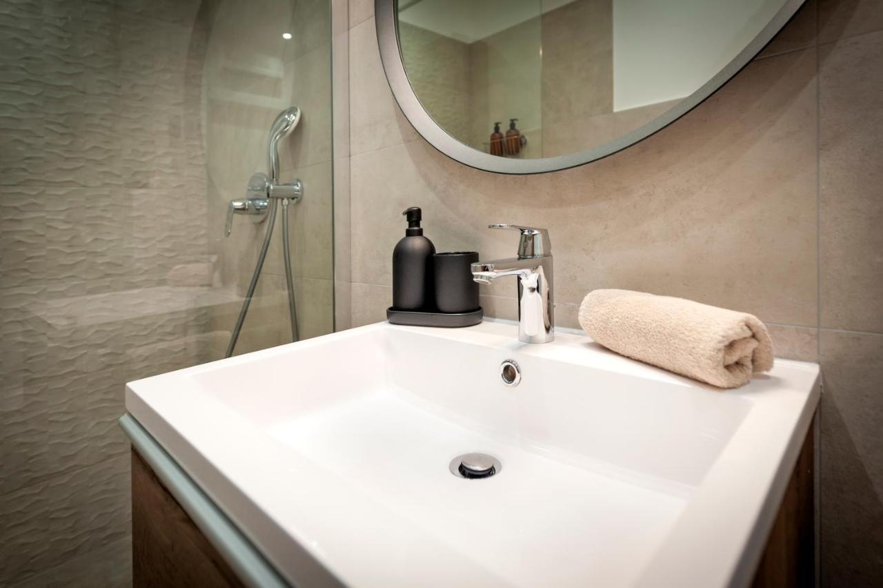 Modern And Cozy Apartments Salt & Pepper In Heart Of Rovinj Bagian luar foto
