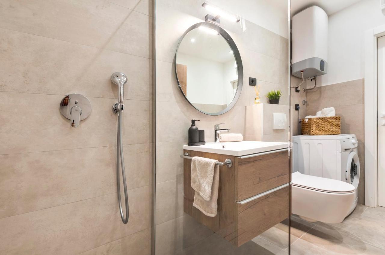 Modern And Cozy Apartments Salt & Pepper In Heart Of Rovinj Bagian luar foto